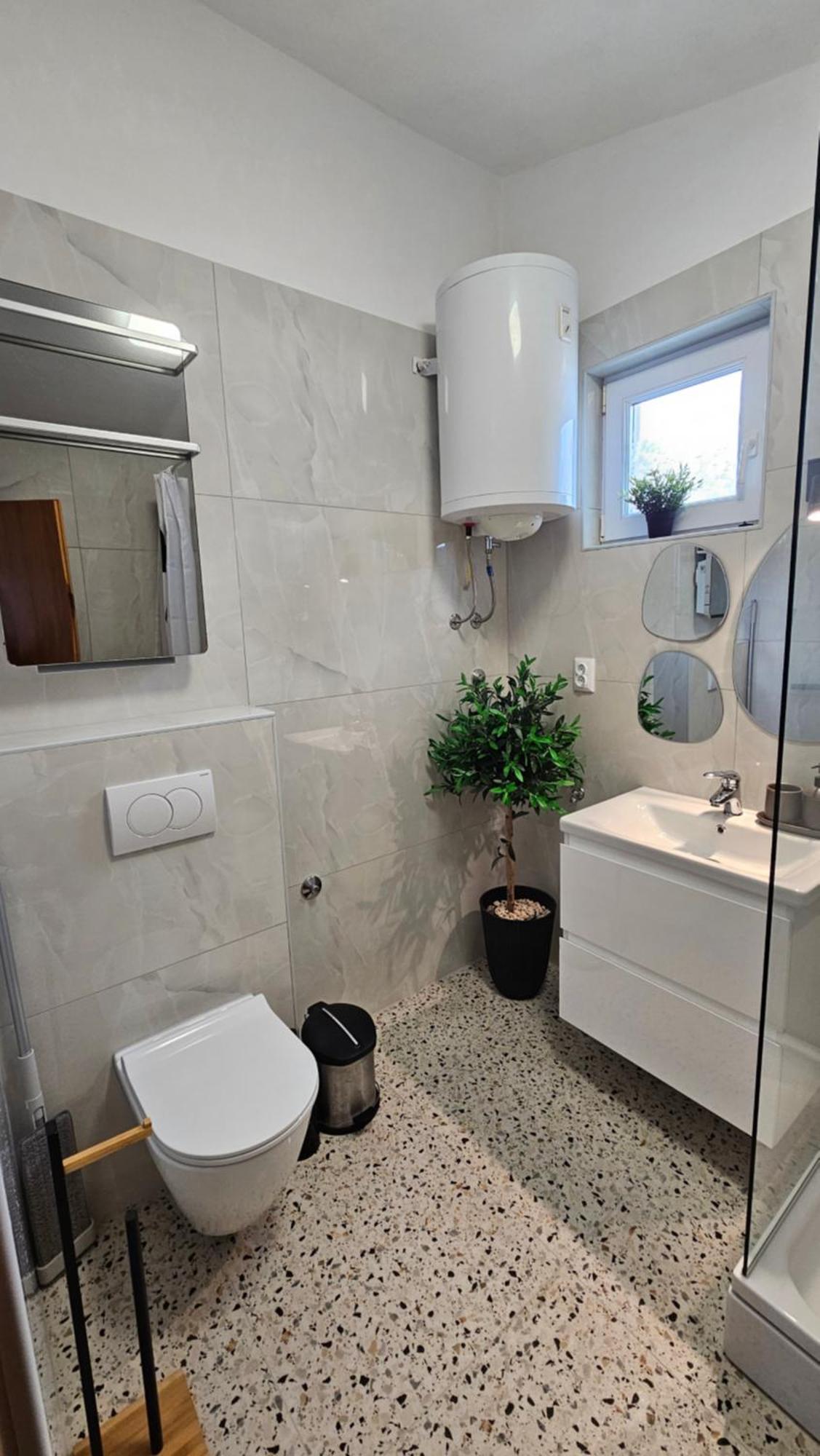 Studio Apartment Pegy Vir Exterior photo